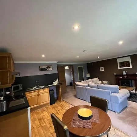 Wild Oats 9, Yellowtop Country Park *