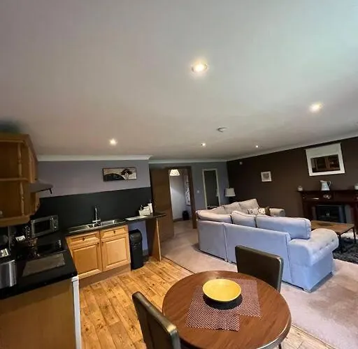 Wild Oats 9 - Yellowtop Country Park - Hot Tub - Yorkshire *