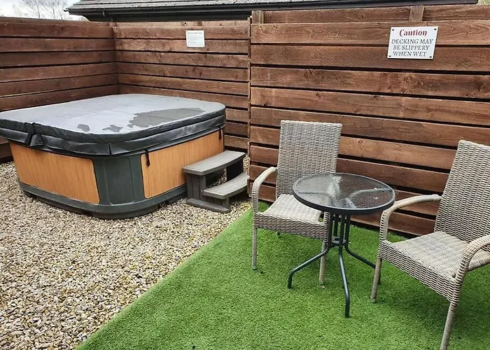 Wild Oats 9 - Yellowtop Country Park - Hot Tub - Yorkshire * York