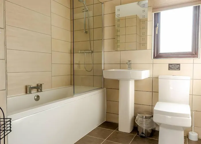 Wild Oats 9 - Yellowtop Country Park - Hot Tub - Yorkshire Villa York